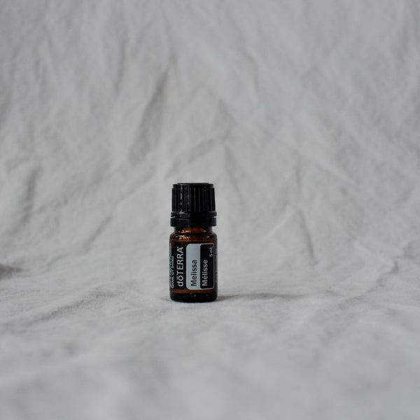 Melissa Essential Oil – Ferme Thuya